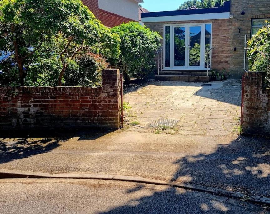 Private Self-Contained Place Bournemouth Esterno foto